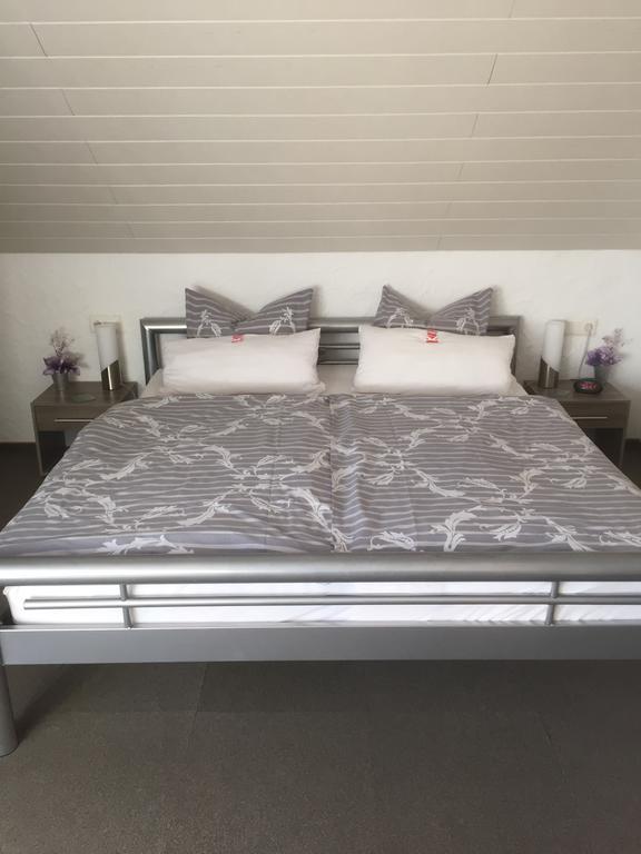 Pension Ulrich Hotell Dahlem  Rum bild
